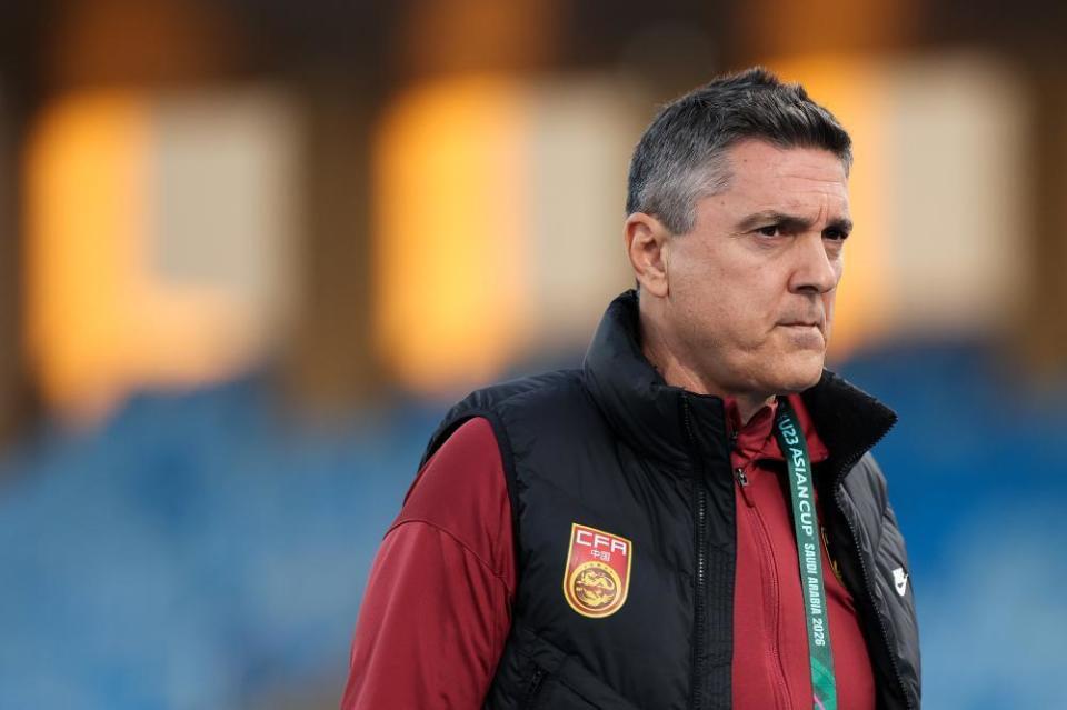 乐鱼-半场压哨破门!彭啸轰世界波,媒体人热议:8位数身价还得涨